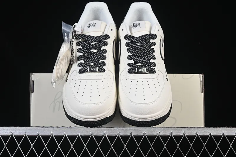 All categories Nk Air Force 1 Air Force series Nk Air Force 1 Low Air Force low-top Nike Air Force 1'07 Low Stusi co-branded beige black bottom Air Force 1 low-top casual sneakers CS5288-046